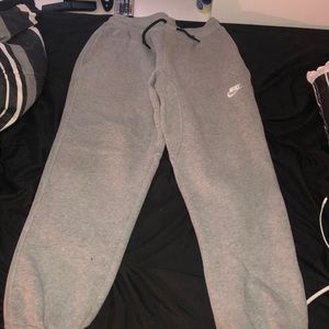 Nike sweatpants jogger
